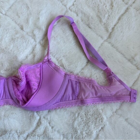 Victoria's Secret | Lilac Without the Padding Push Up Bra | Size 32B - Picture 7 of 10